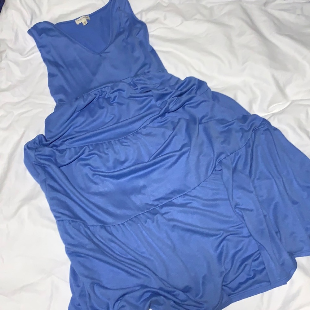 Comfy. FLOWY, long dress!
